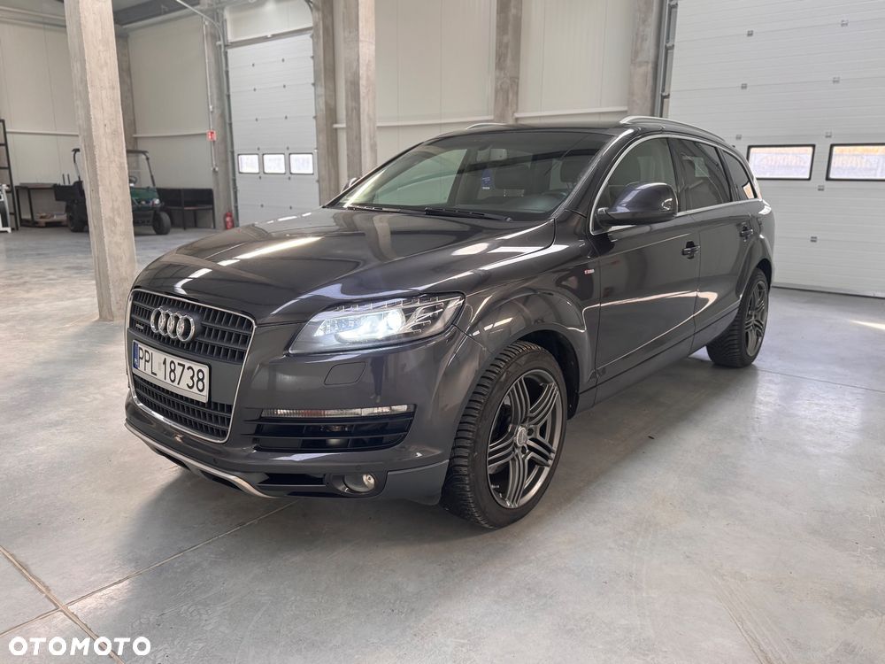 Audi Q7 4.2 FSI Quattro Tiptronic - 1