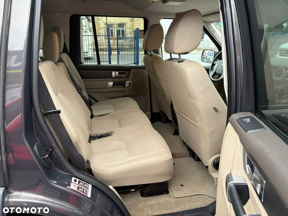 Land Rover Discovery - 24