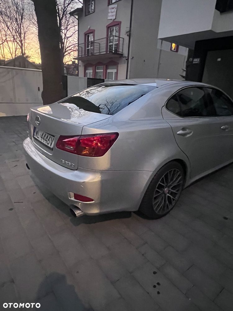 Lexus IS 250 Comfort - 16