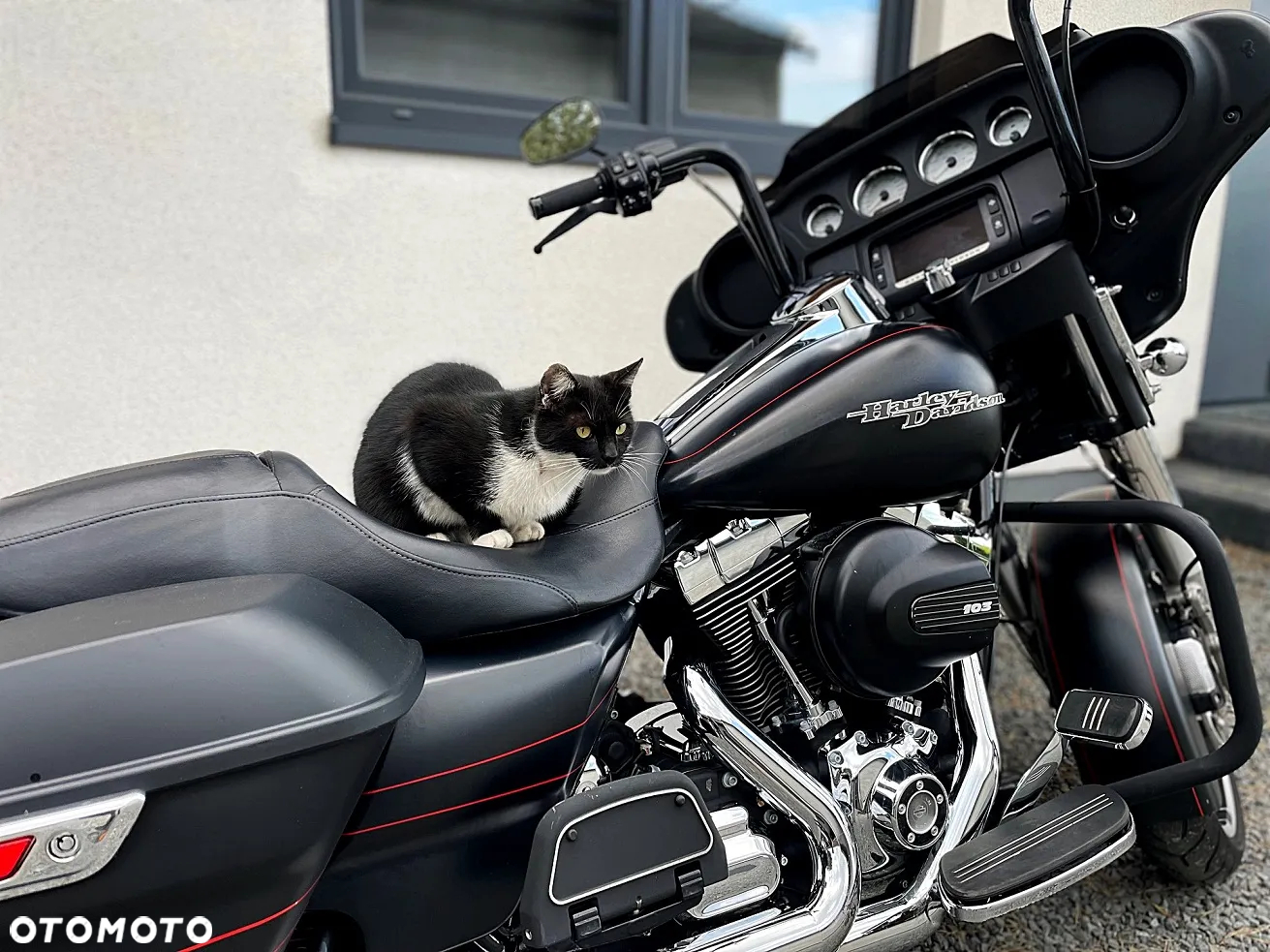 Harley-Davidson Touring Street Glide - 7