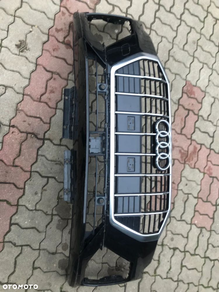 ZDERZAK AUDI Q3 83A 18-22 S-LINE PRZÓD GRILL - 1