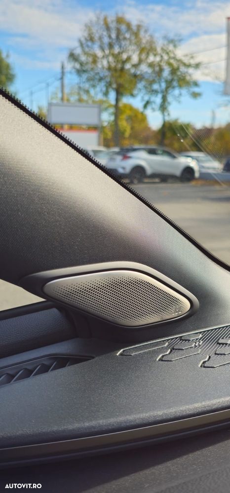 Toyota C-HR 2.0 HEV 197 CP 4x2 CVT Premiere Edition - 9