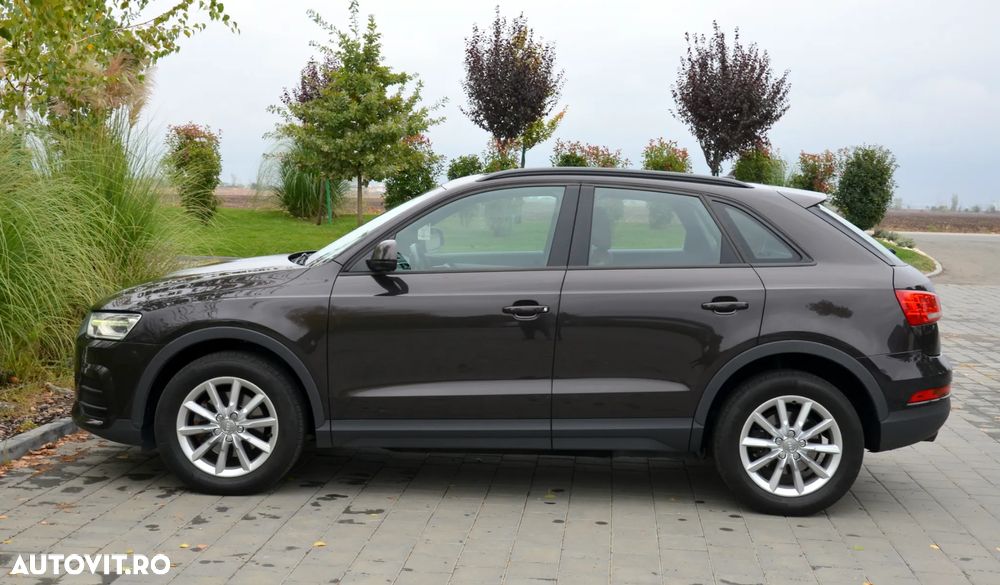 Audi Q3 2.0 TFSI Quattro Stronic Design - 10