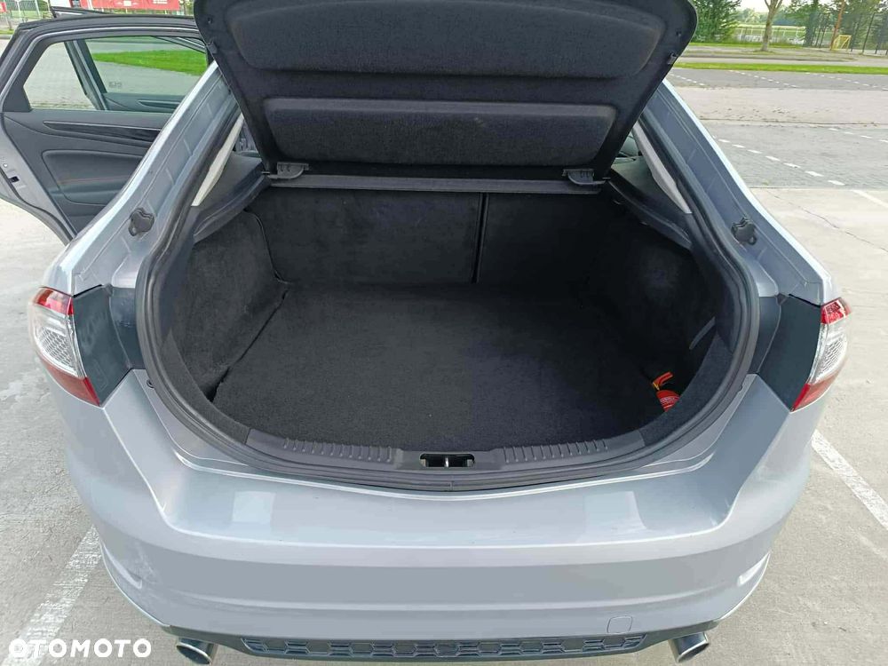 Ford Mondeo - 12