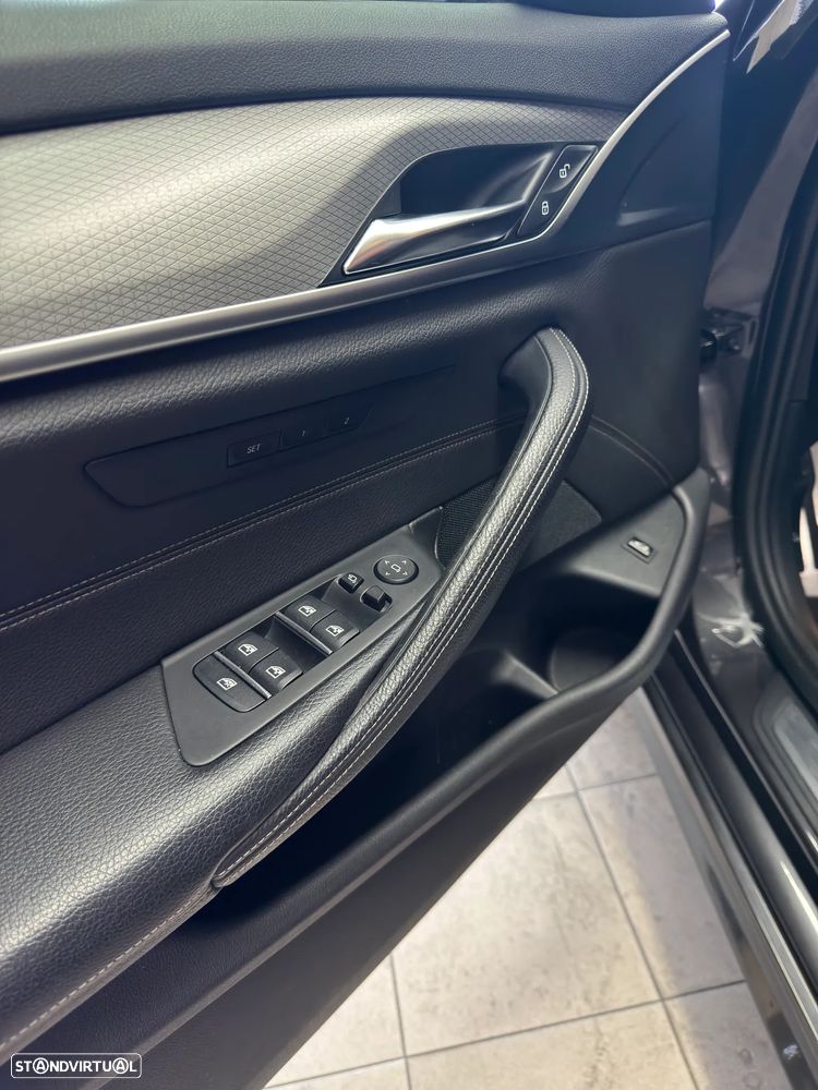 BMW 520 d Pack M Auto - 6