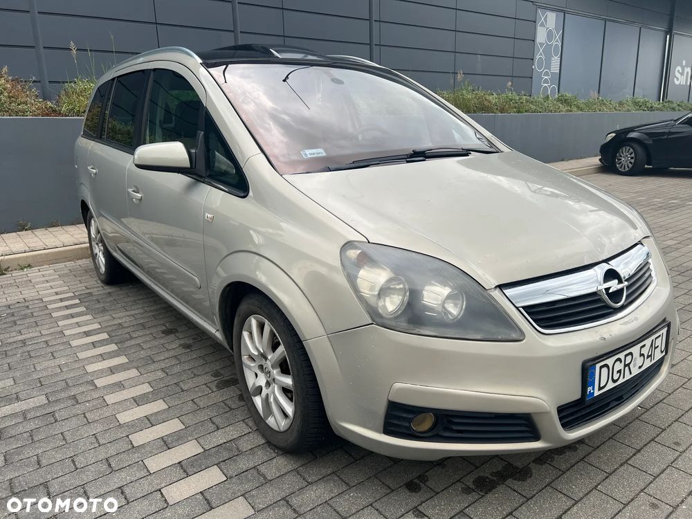 Opel Zafira 1.9 CDTI Cosmo - 2