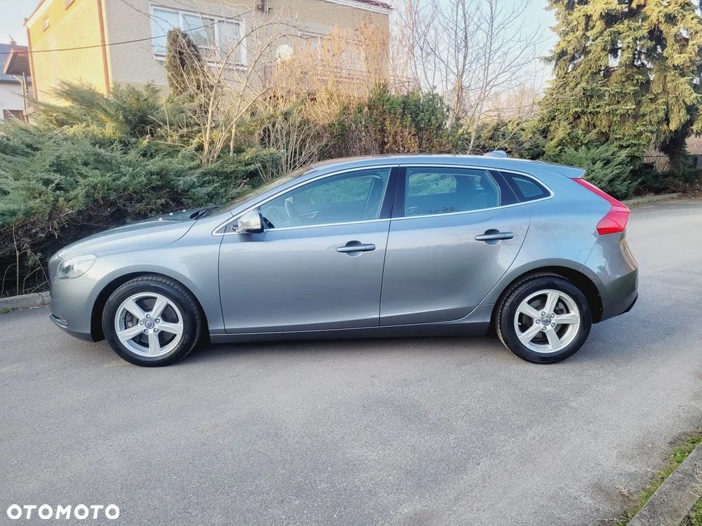Volvo V40 D3 - 4