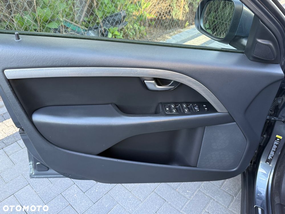 Volvo V70 2.0 - 19