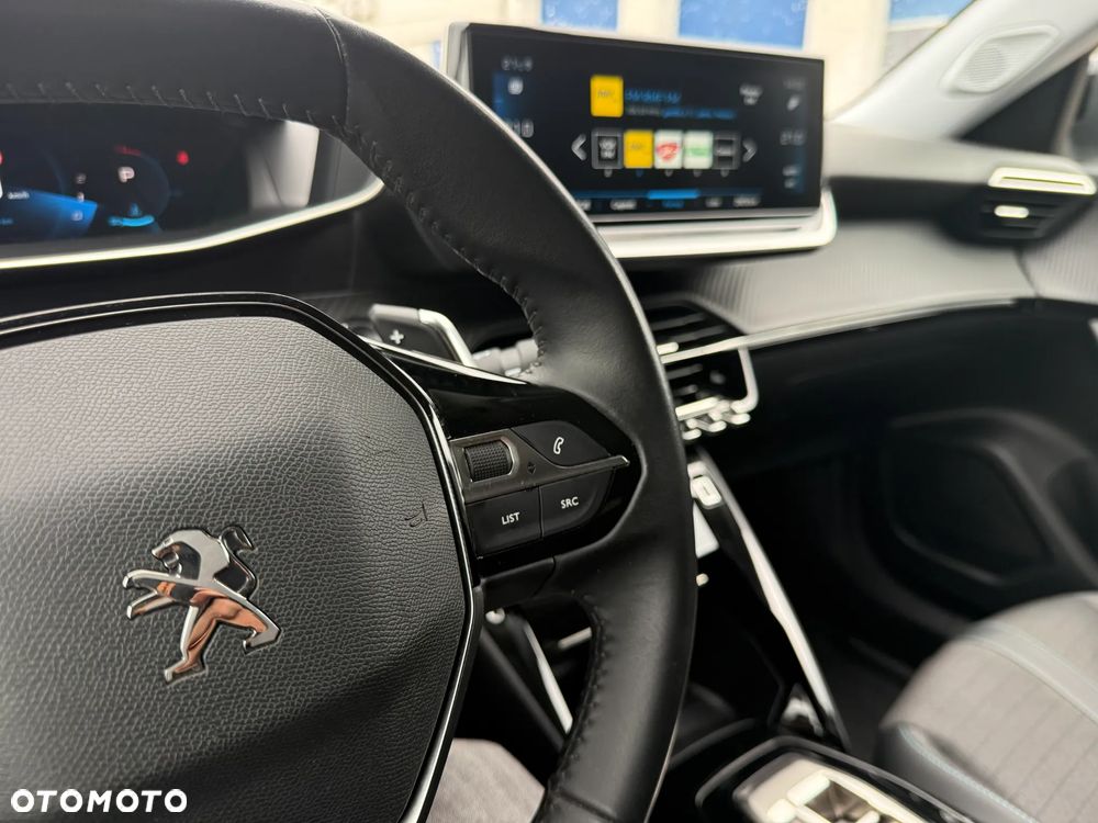 Peugeot 2008 1.2 PureTech Allure Pack S&S EAT8 - 26