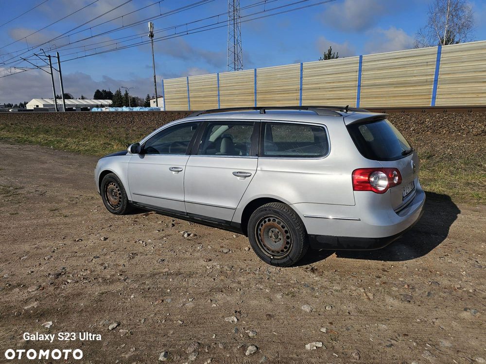 Volkswagen Passat 1.9 TDI Comfortline - 7