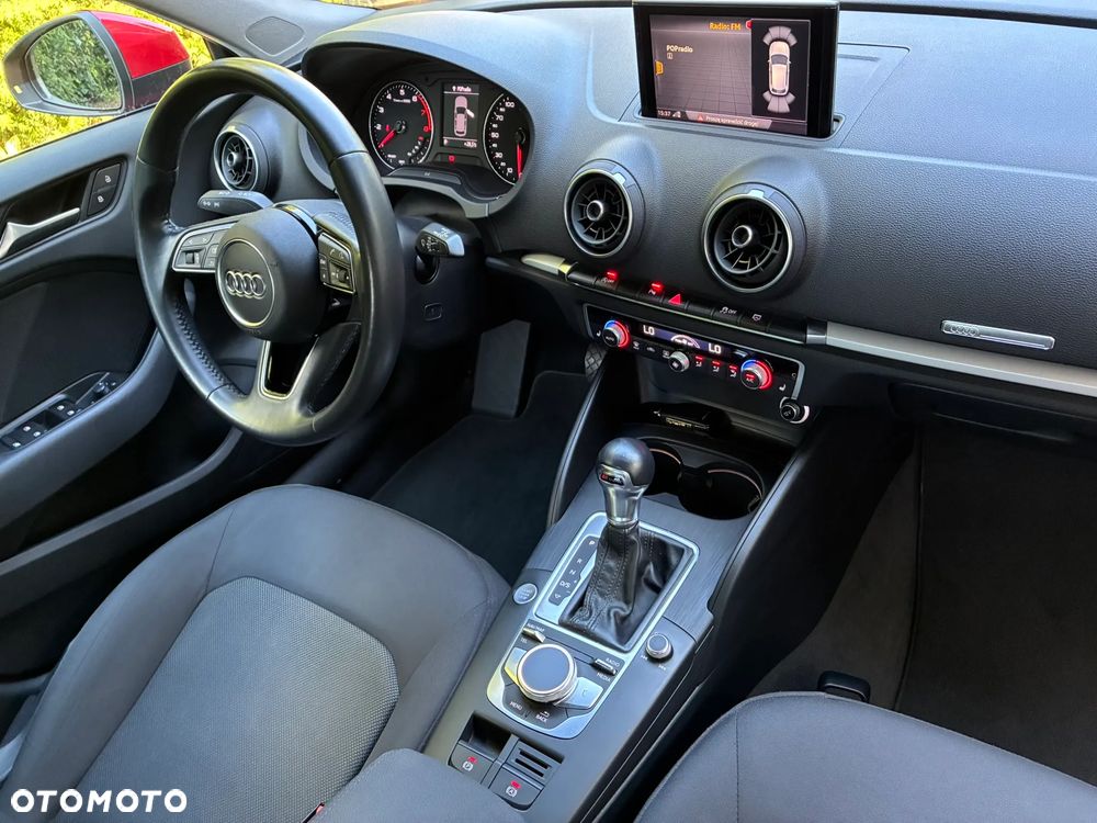 Audi A3 Sportback 35 TFSI S tronic - 13