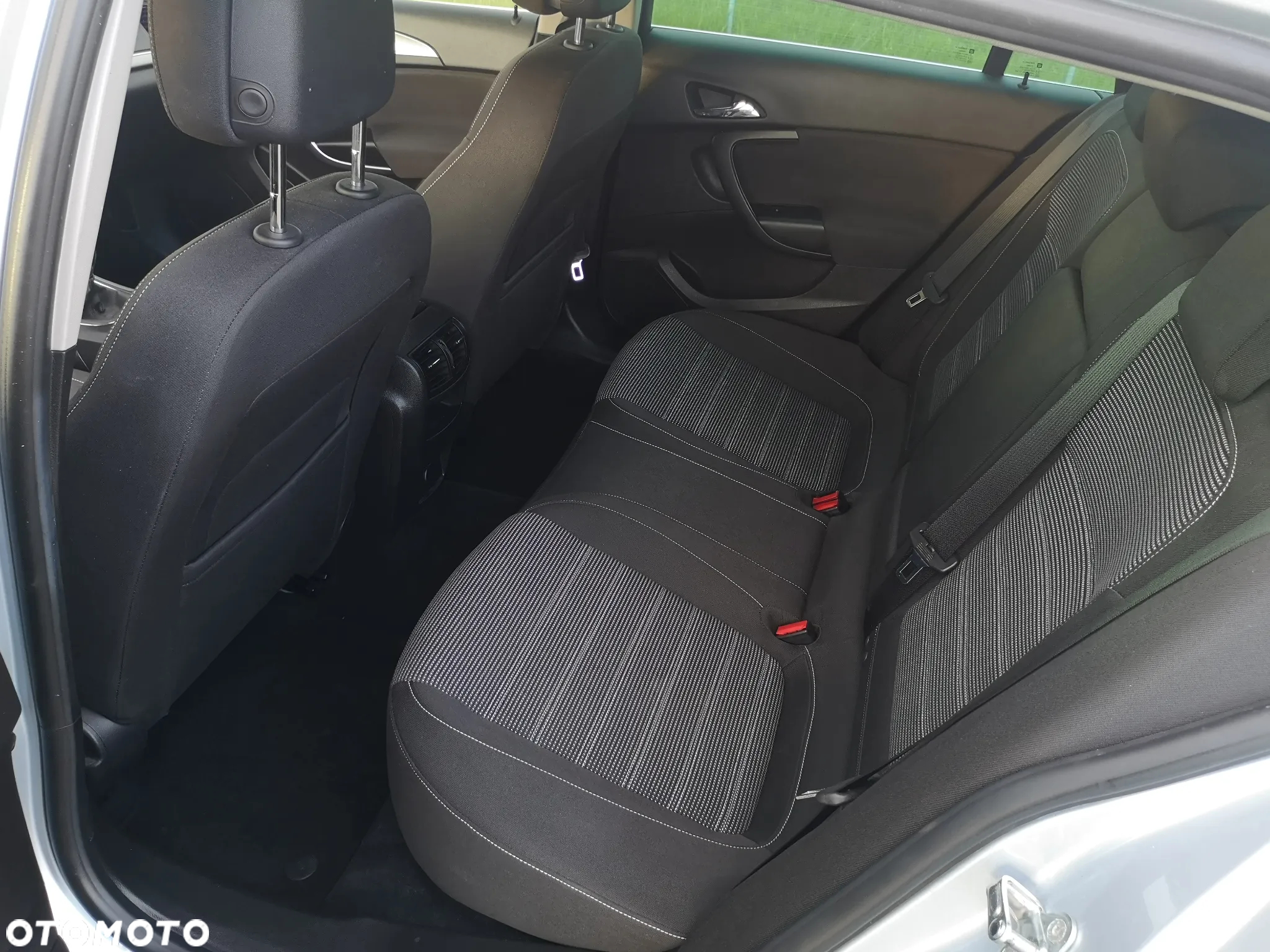 Opel Insignia 1.6 T Edition S&S - 17