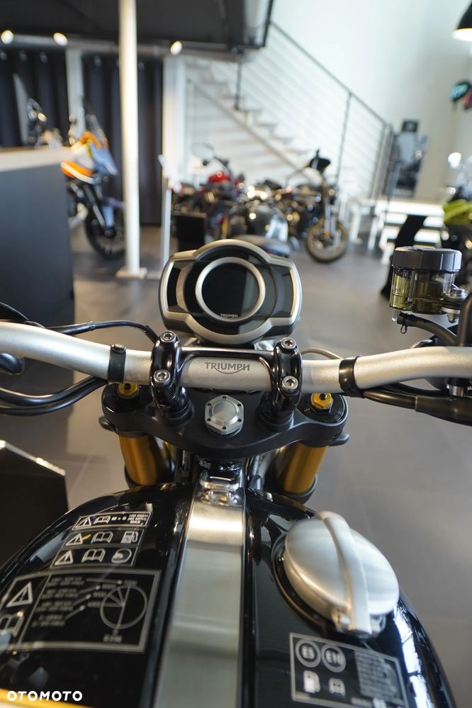 Triumph Scrambler - 23