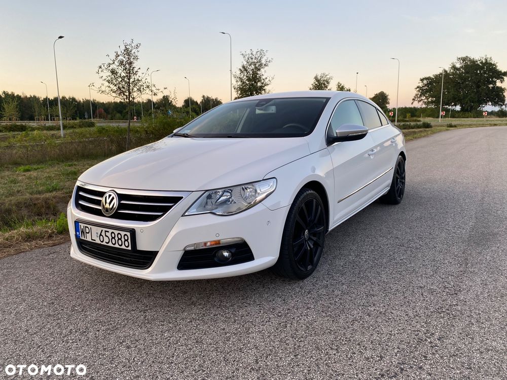 Volkswagen Passat CC - 1