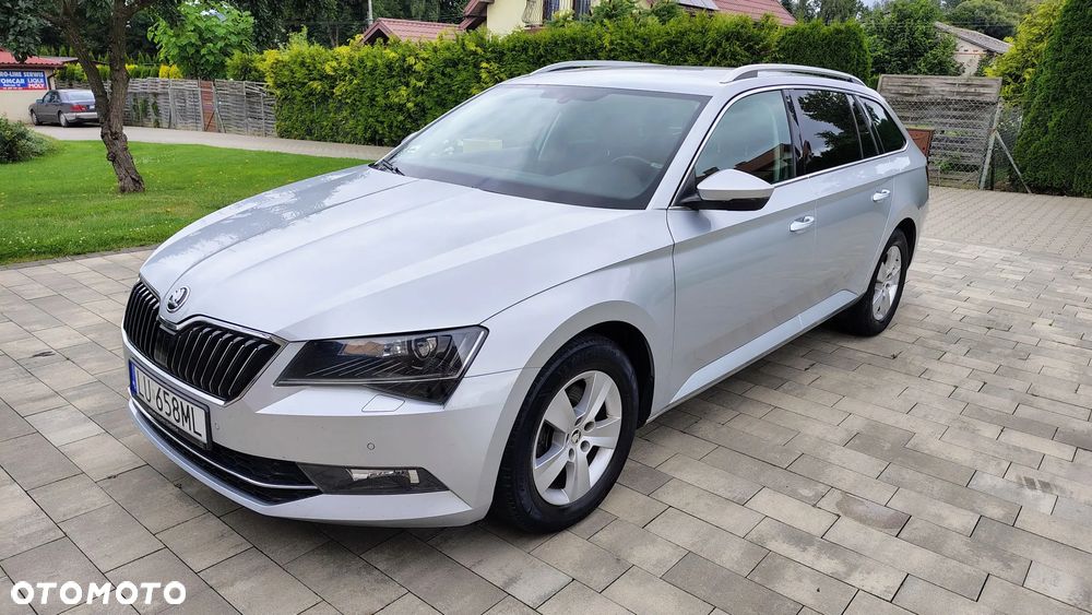 Skoda Superb 2.0 TDI 4x4 Ambition DSG - 2