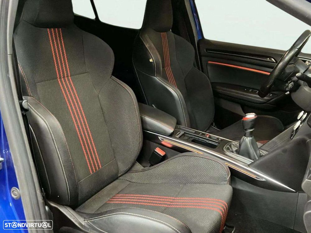 Renault Mégane 1.5 Blue dCi R.S. Line - 16