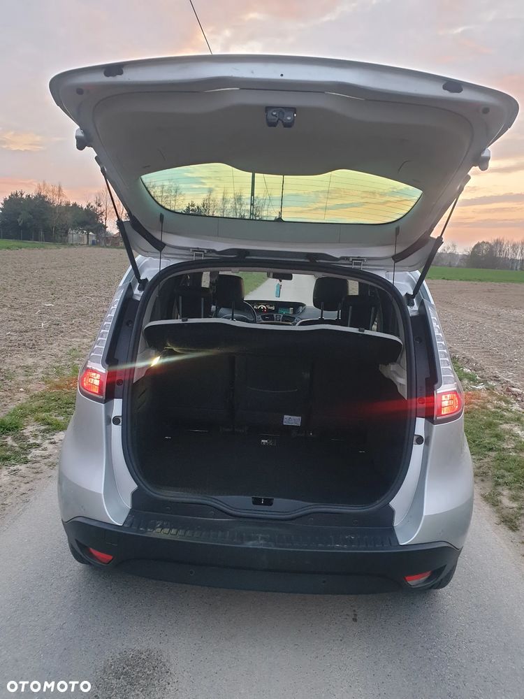 Renault Scenic 1.5 dCi Bose - 5