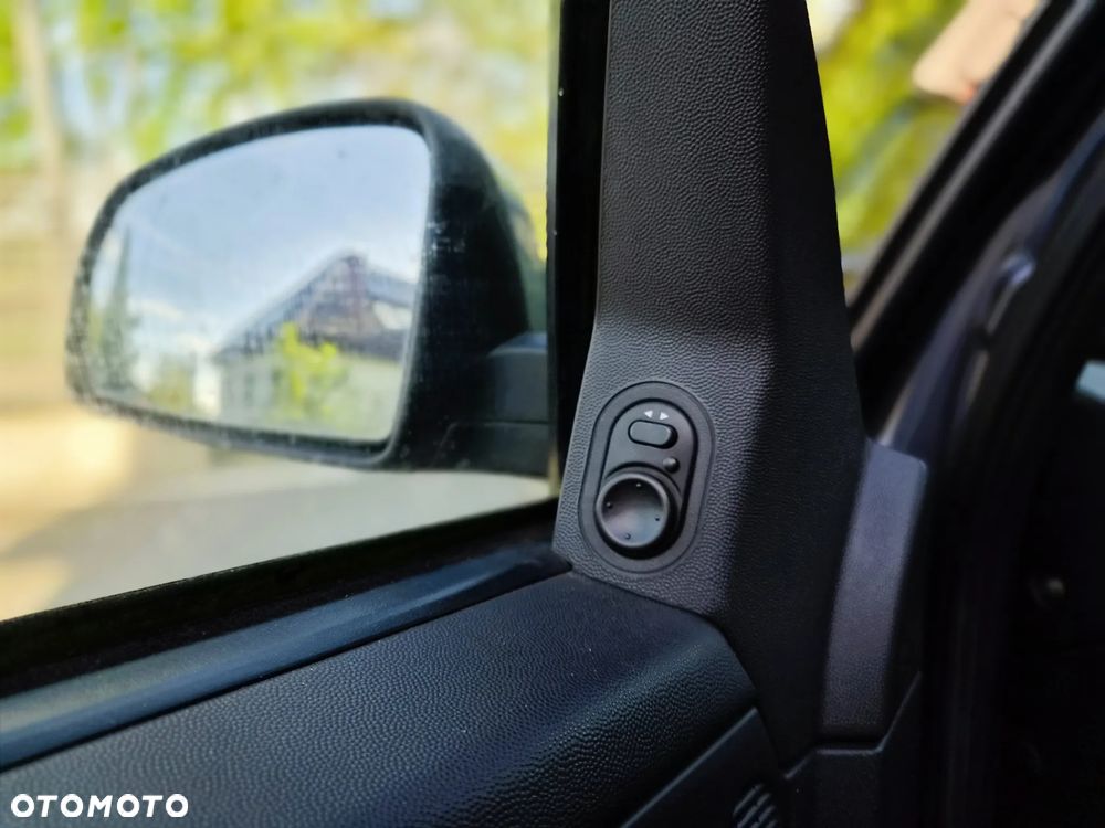 Opel Meriva - 18