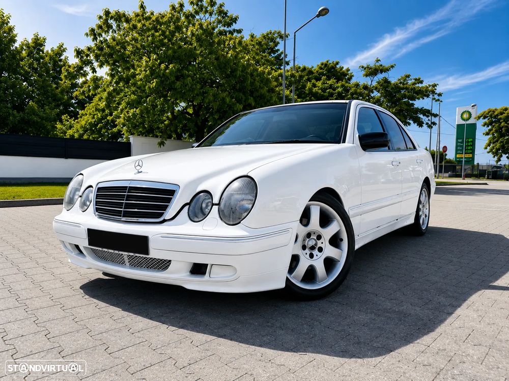 Mercedes-Benz E 220 CDI Avantgarde - 1