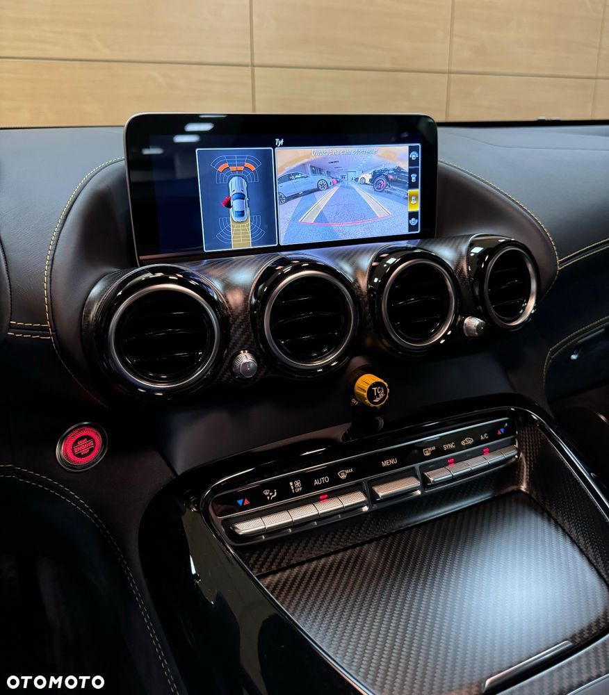 Mercedes-Benz AMG GT R - 23