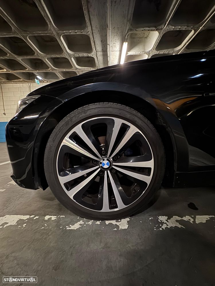 BMW 318 d Line Sport - 10