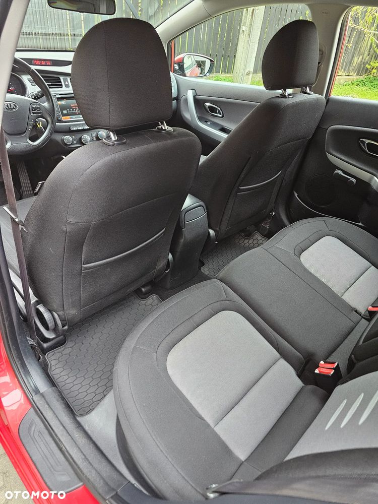 Kia Ceed 1.4 CVVT ISG Dream Team Edition - 11