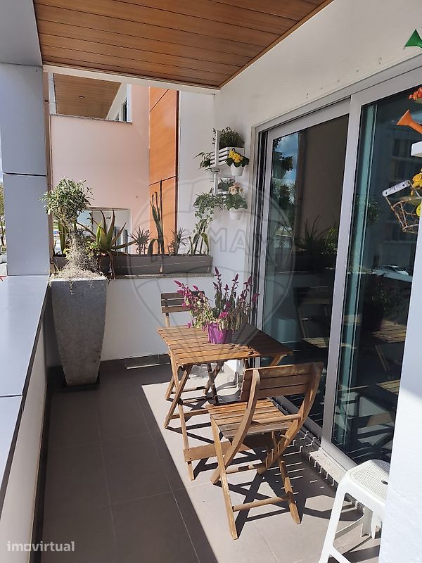 Apartamento T2 para venda em Glória e Vera Cruz
