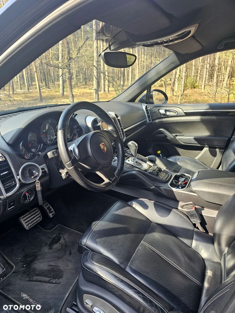 Porsche Cayenne S Diesel - 9