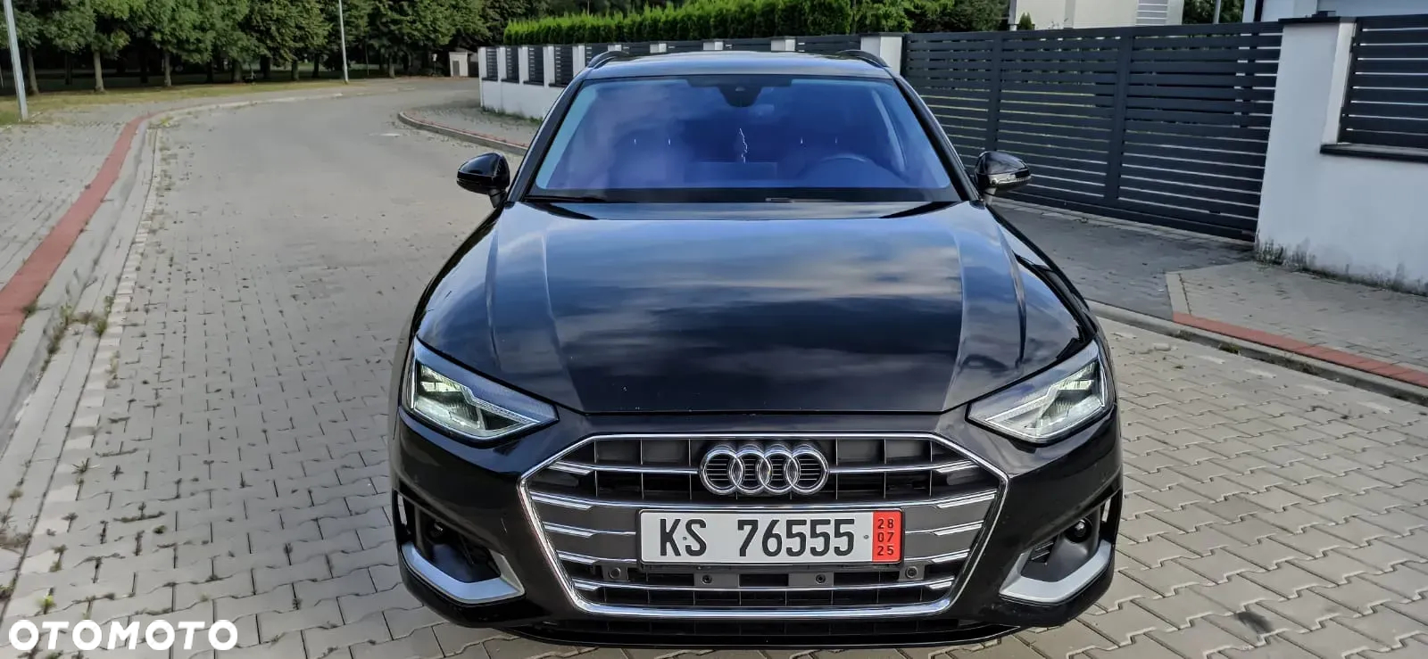 Audi A4 Avant 30 TDI S tronic - 23
