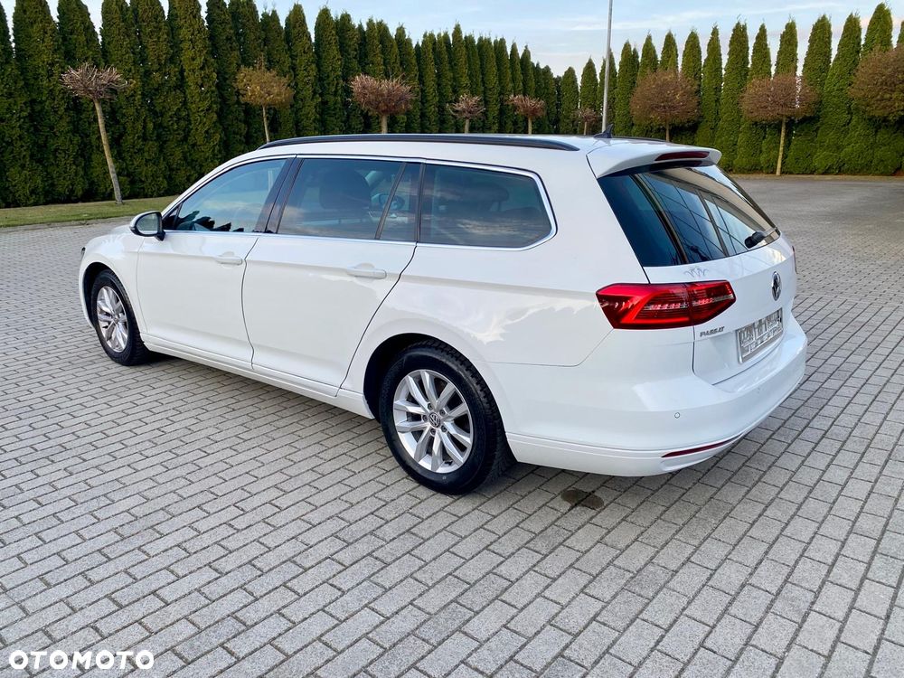 Volkswagen Passat 1.5 TSI OPF DSG Highline - 2
