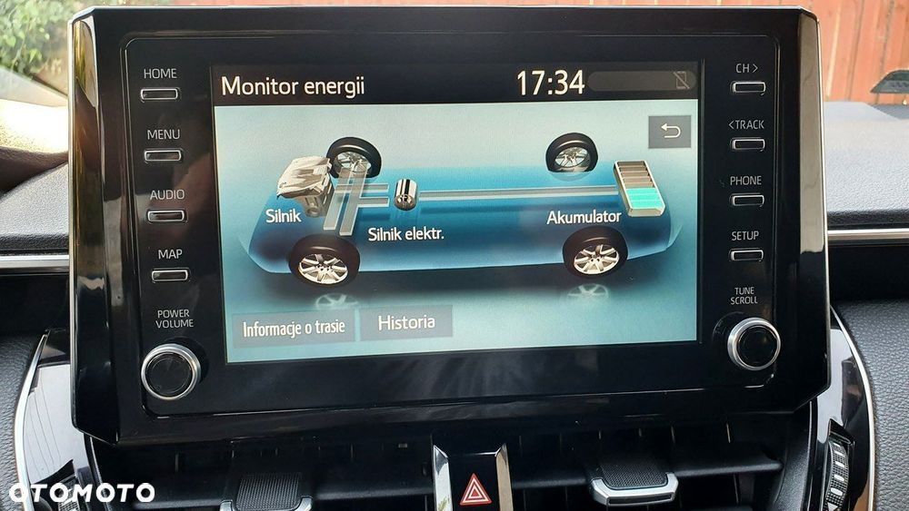 Toyota Corolla 1.8 Hybrid Comfort - 23