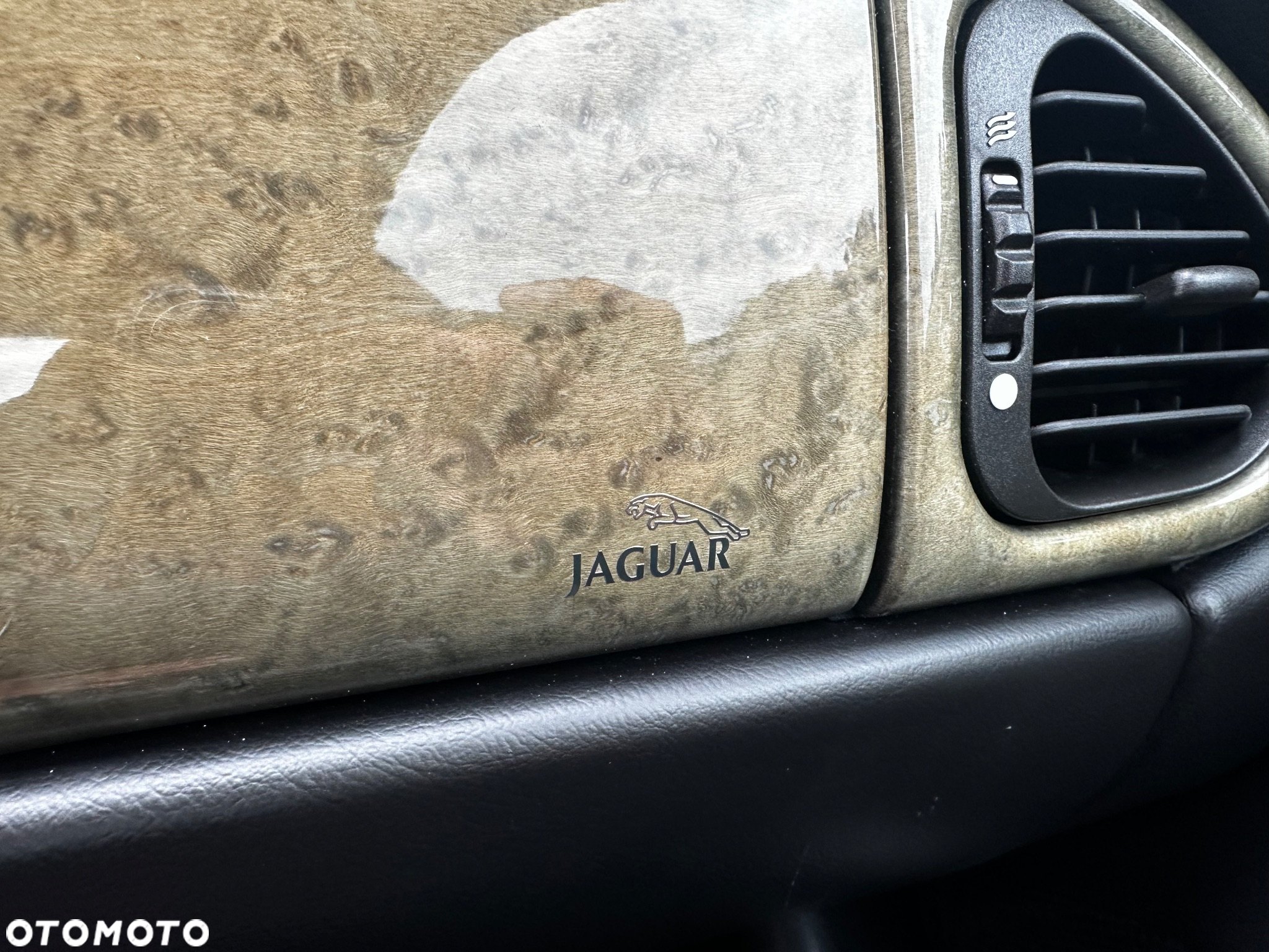 Jaguar XK8 4.2 - 20