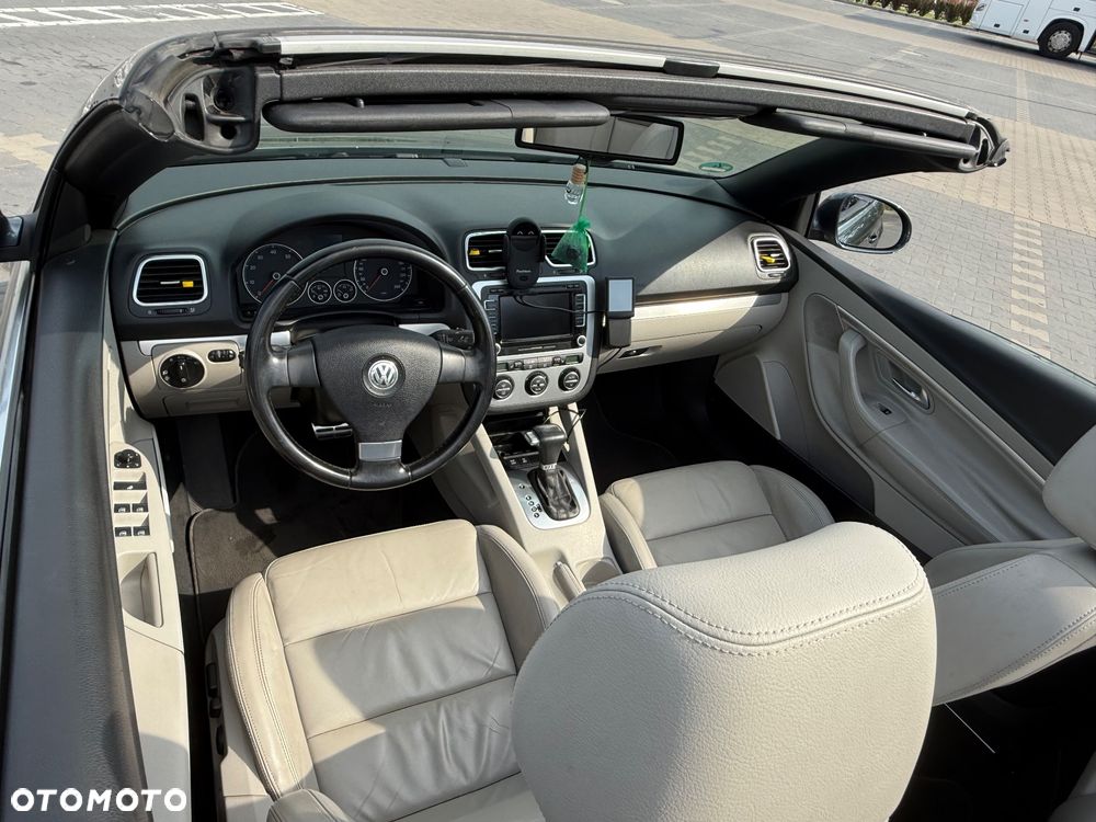Volkswagen Eos 2.0 TSI DSG - 14