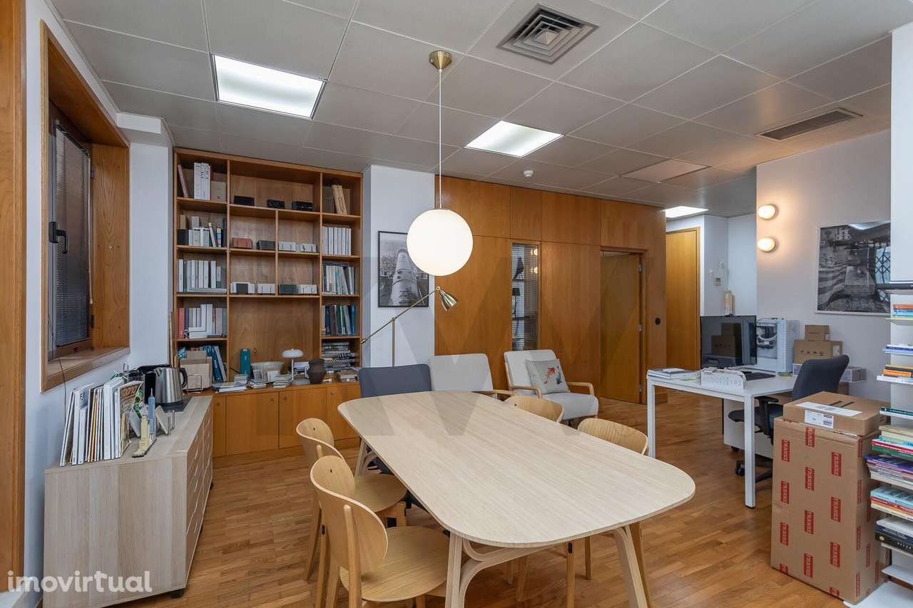 T1 com logradouro de uso exclusivo – Avenida Madame Curie - Grande imagem: 4/18