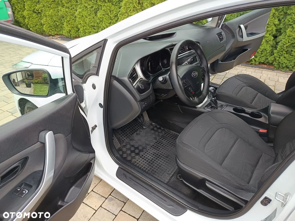 Kia Ceed 1.6 CRDi M - 9