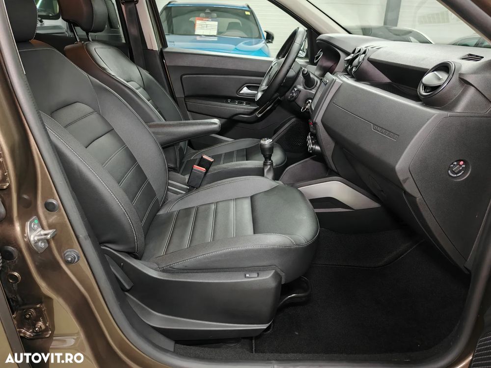 Dacia Duster 1.6 SCe Prestige jante 17" - 9