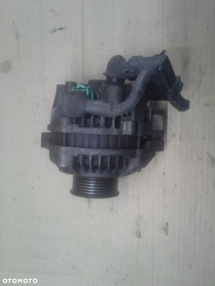 Honda FR-V 1.7V-Tec alternator A5TA6991A  AHGA64 - 1