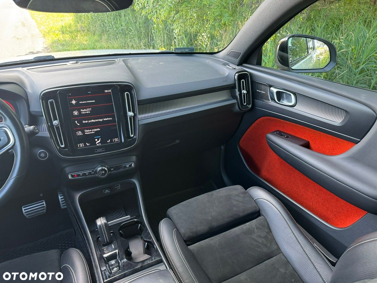 Volvo XC 40 D4 SCR AWD R-Design - 15