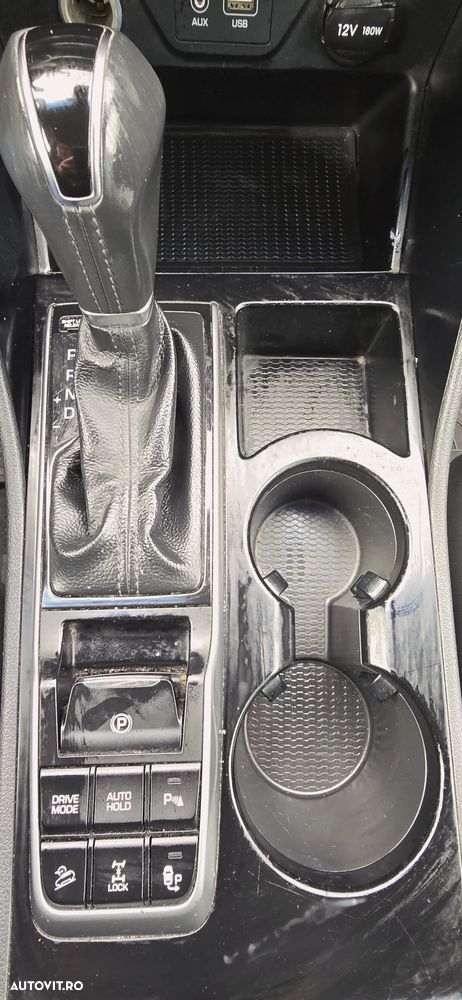 Hyundai Tucson 2.0 CRDI 4WD 6AT Luxury Pack+ - 10