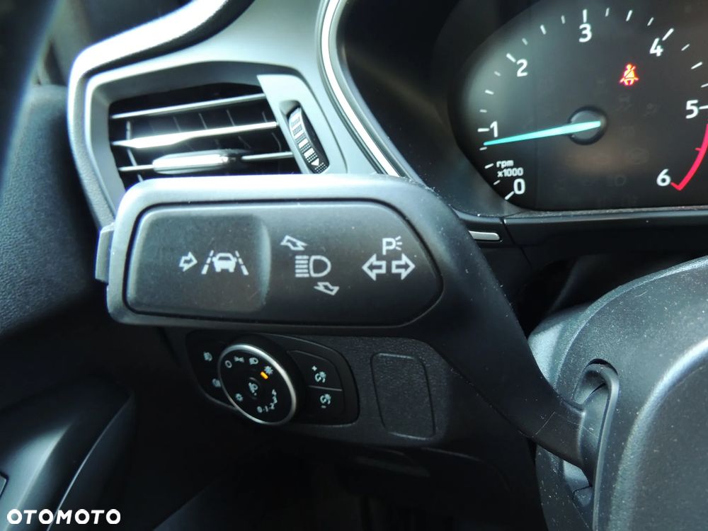 Ford Focus 2.0 EcoBlue Start-Stopp-System ST-LINE X - 11