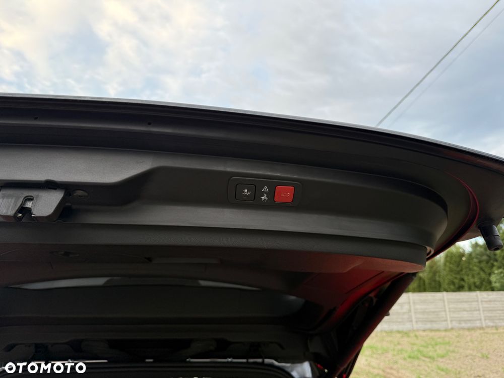 Peugeot 5008 - 30