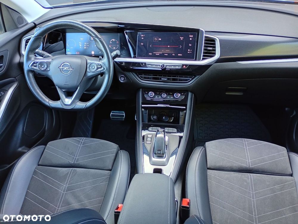 Opel Grandland 1.2 T GS S&S - 30