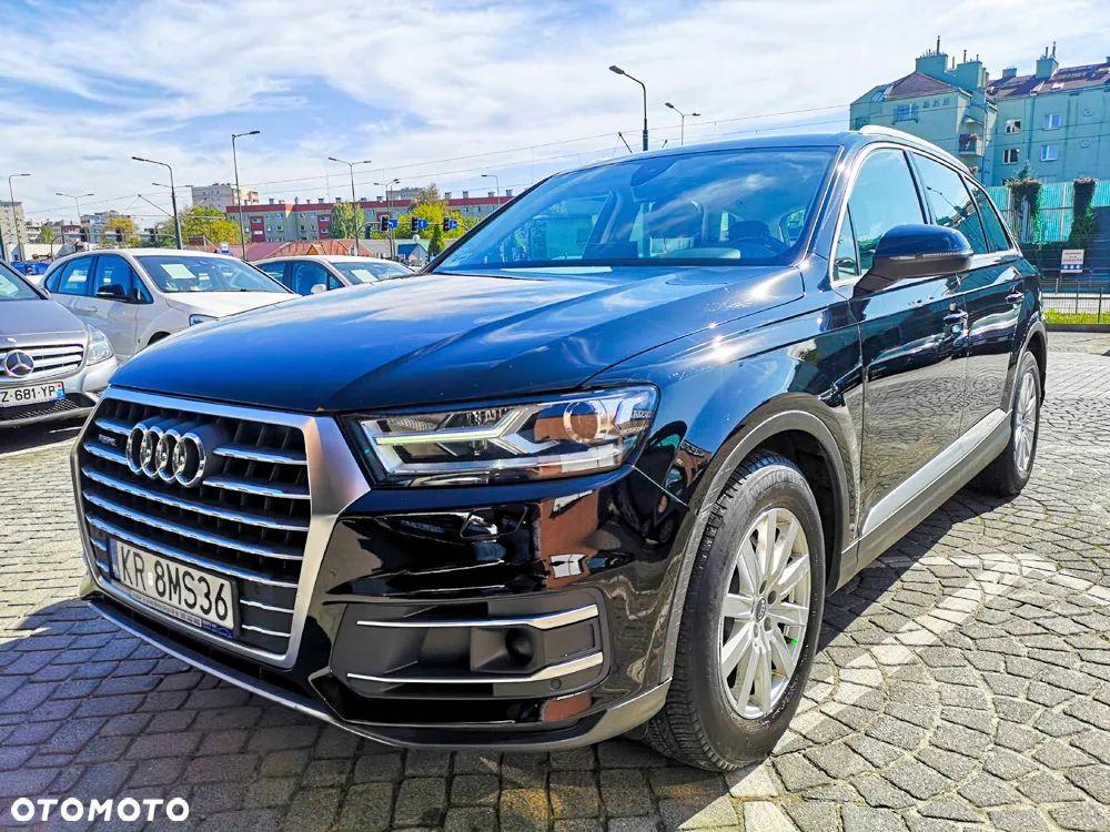 Audi Q7 - 1