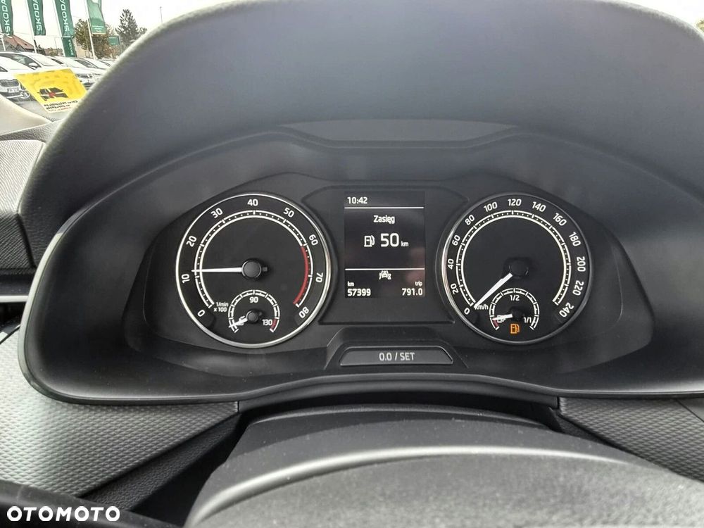 Skoda Scala 1.0 TSI Ambition - 4