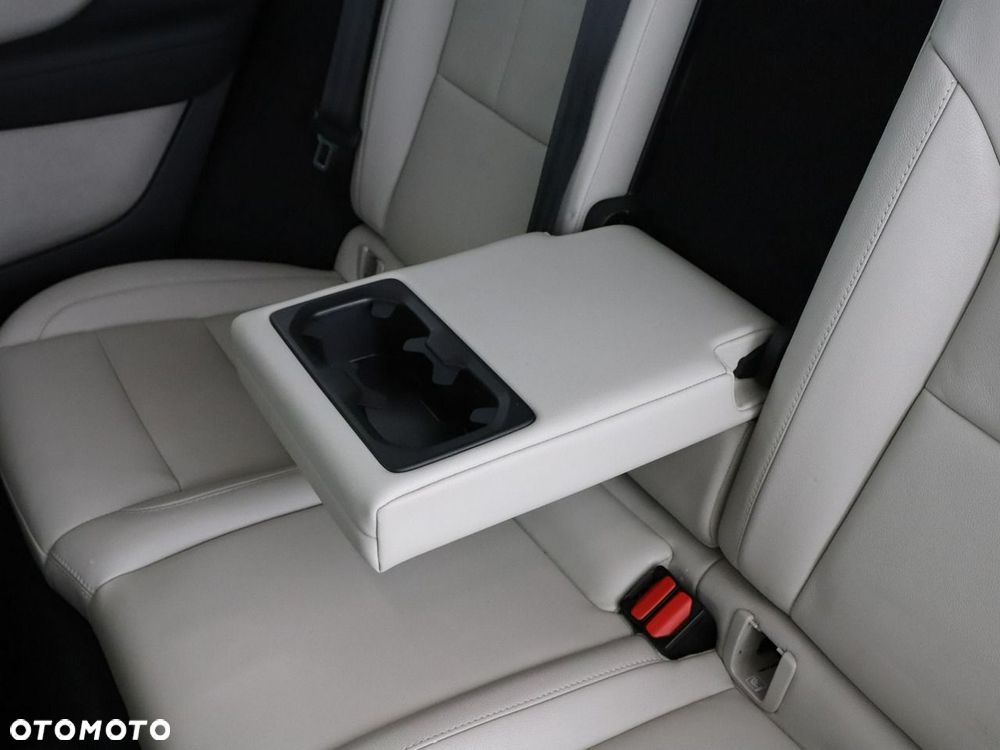 Volvo XC 40 T5 Plug-In Hybrid Inscription - 41