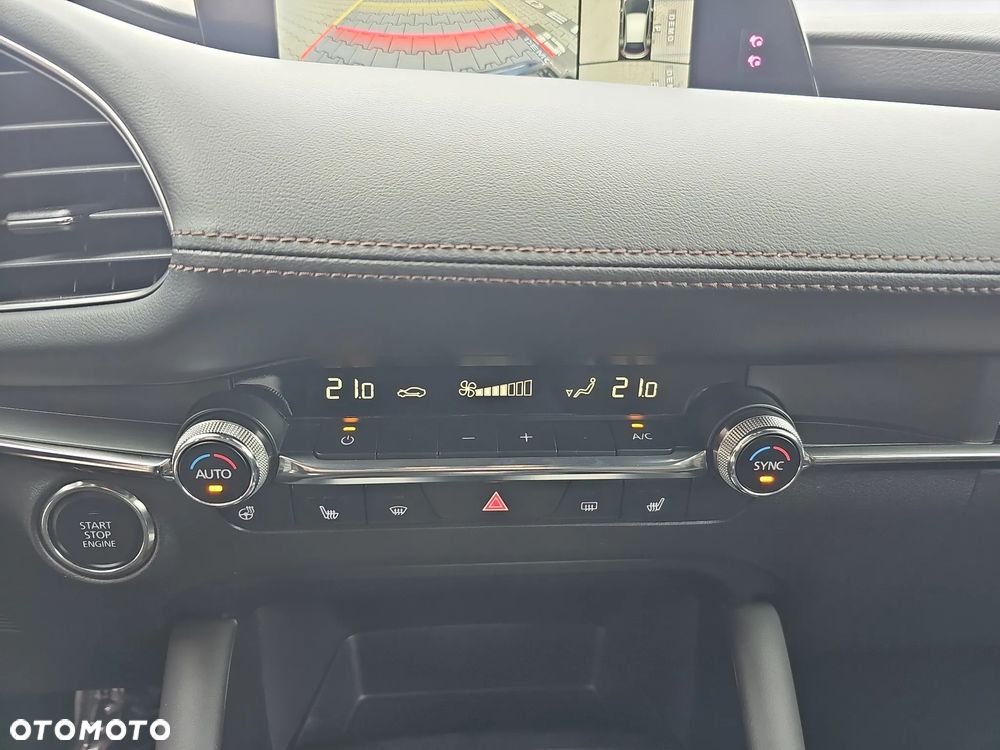 Mazda 3 2.0 mHEV Hikari - 20