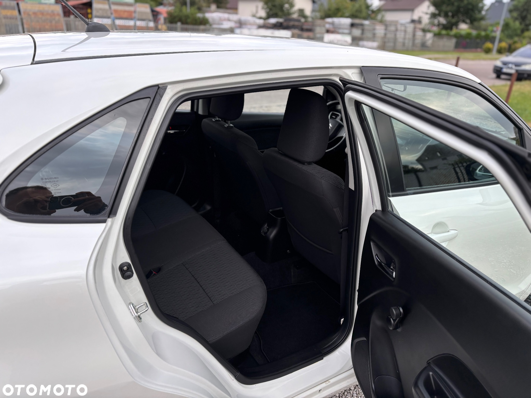 Suzuki Baleno - 11