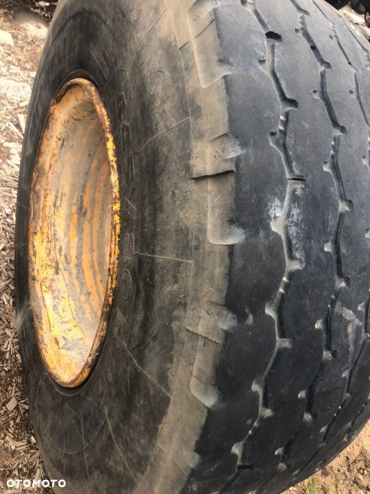 Opona 445/80 R 25 JCB 426 - 1