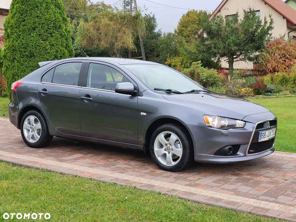 Mitsubishi Lancer 1.8 Invite - 12