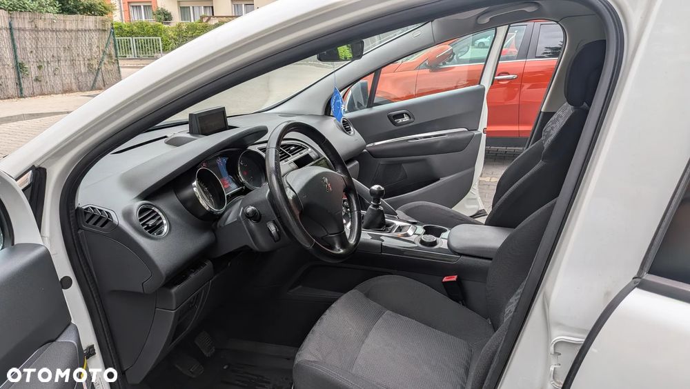 Peugeot 3008 1.6 HDi Premium - 7